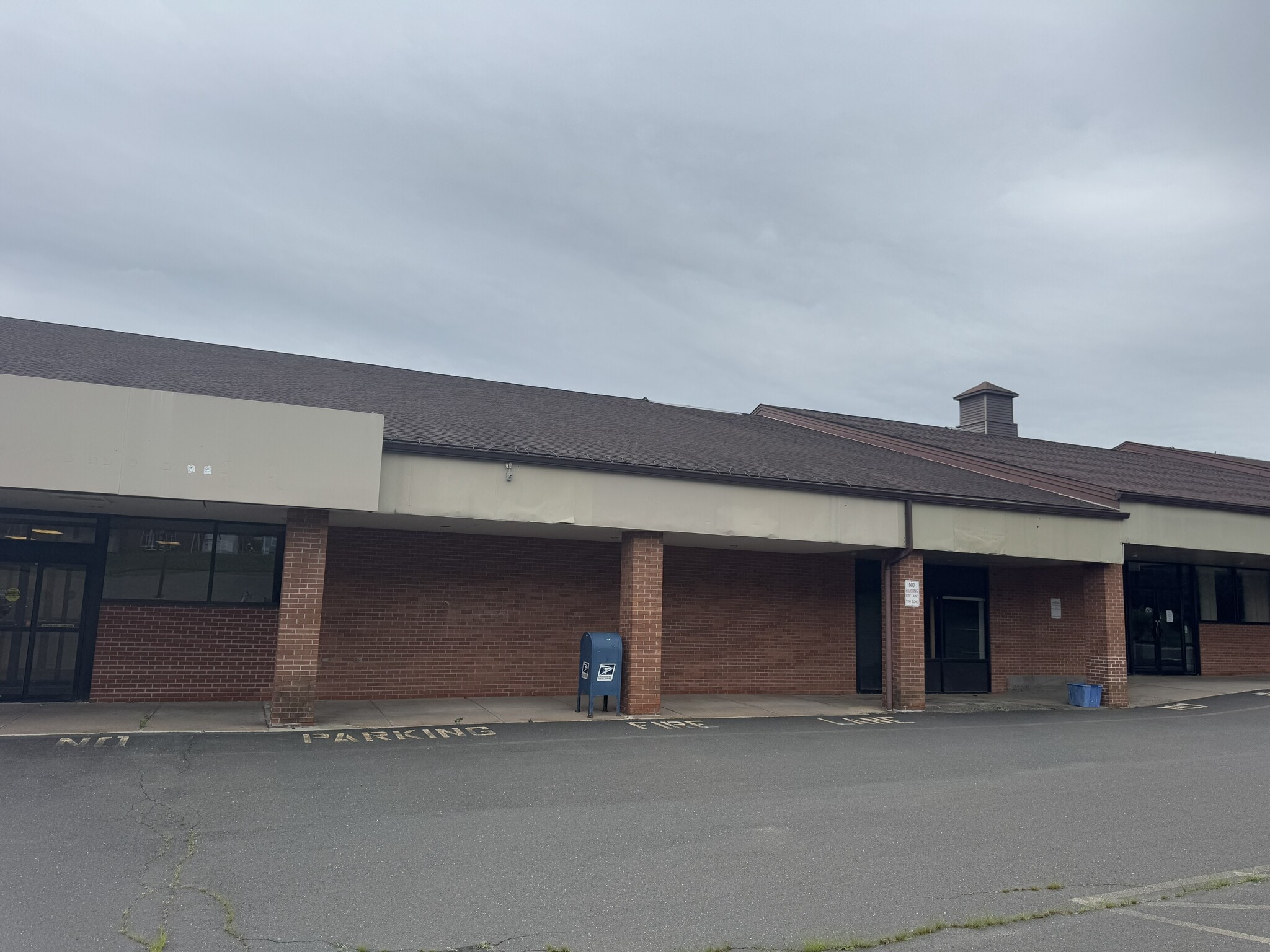 8 S Main St, Terryville, CT for lease Interior Photo- Image 1 of 3