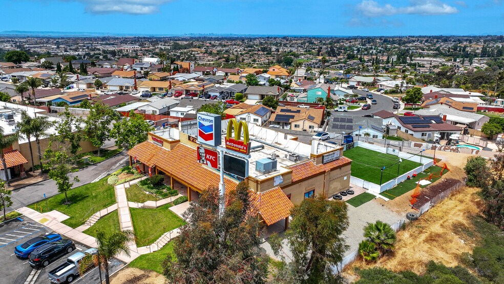 4390 Palm Ave, San Diego, CA à louer - Photo du bâtiment - Image 2 de 4