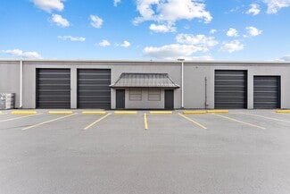 More details for 3501-3531 NW 19th St, Fort Lauderdale, FL - Retail, Industrial for Lease