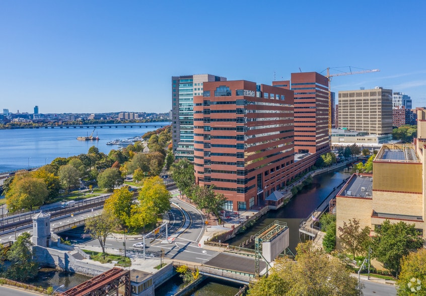 1 Main St, Cambridge, MA for lease - Building Photo - Image 3 of 17
