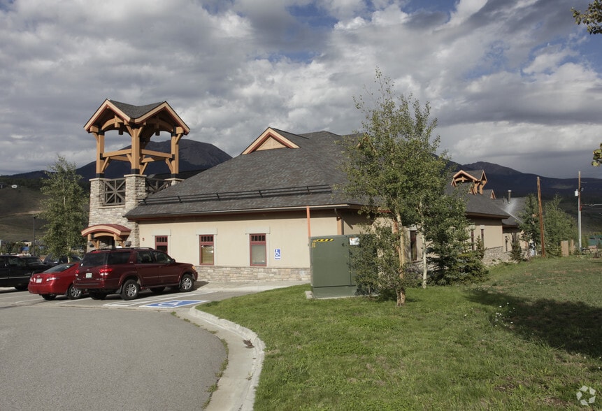 265 Tanglewood Ln, Silverthorne, CO for sale - Building Photo - Image 2 of 66