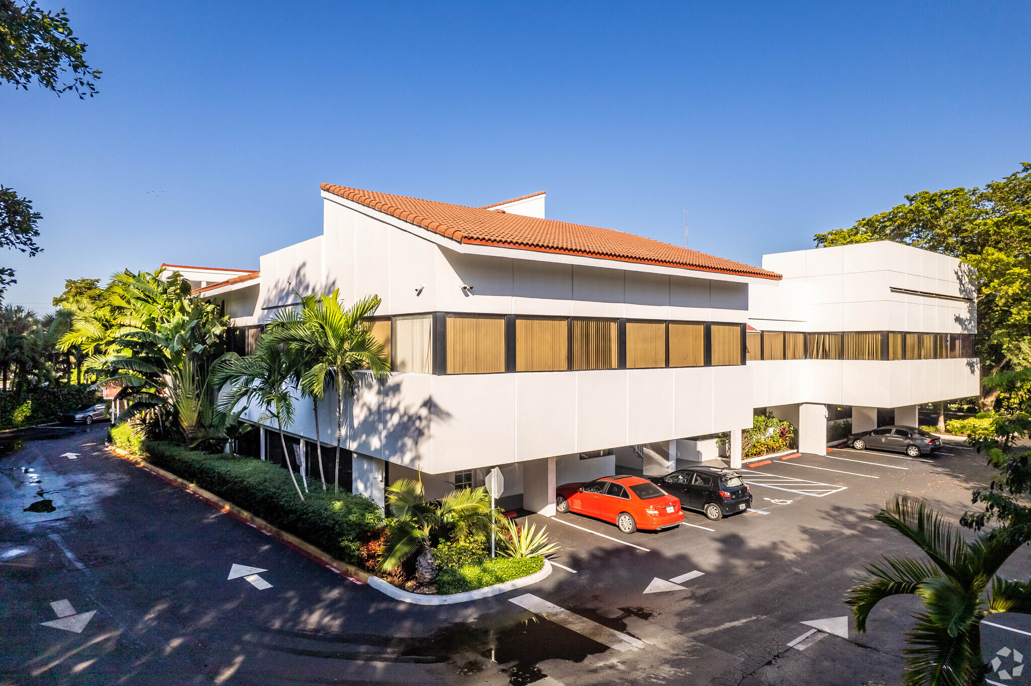 6950 Cypress Rd, Plantation, FL for lease Primary Photo- Image 1 of 13