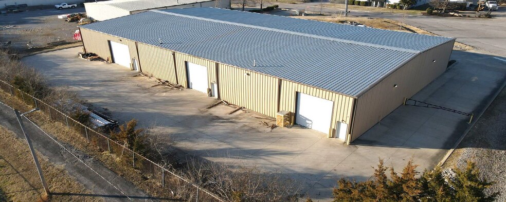554 Huntley Industrial Blvd, Smyrna, TN à vendre - Photo du bâtiment - Image 2 de 10