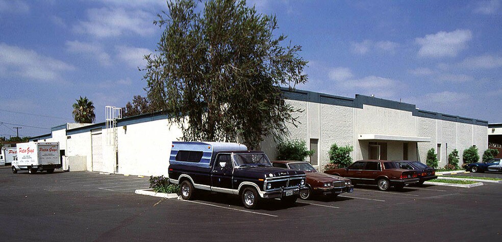1609 E Del Amo Blvd, Carson, CA à louer - Photo du bâtiment - Image 2 de 10