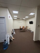 3033 Ogden Ave, Lisle, IL for lease Interior Photo- Image 2 of 6