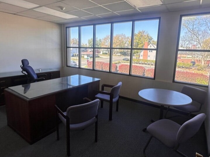 1730 N Limestone St, Springfield, OH à louer - Photo intérieure - Image 3 de 29