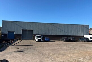 Plus de détails pour Oldham Rd, Manchester - Industriel à louer