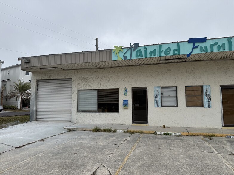 1057-1067 Beach Blvd, Jacksonville Beach, FL à louer - Photo du bâtiment - Image 1 de 4