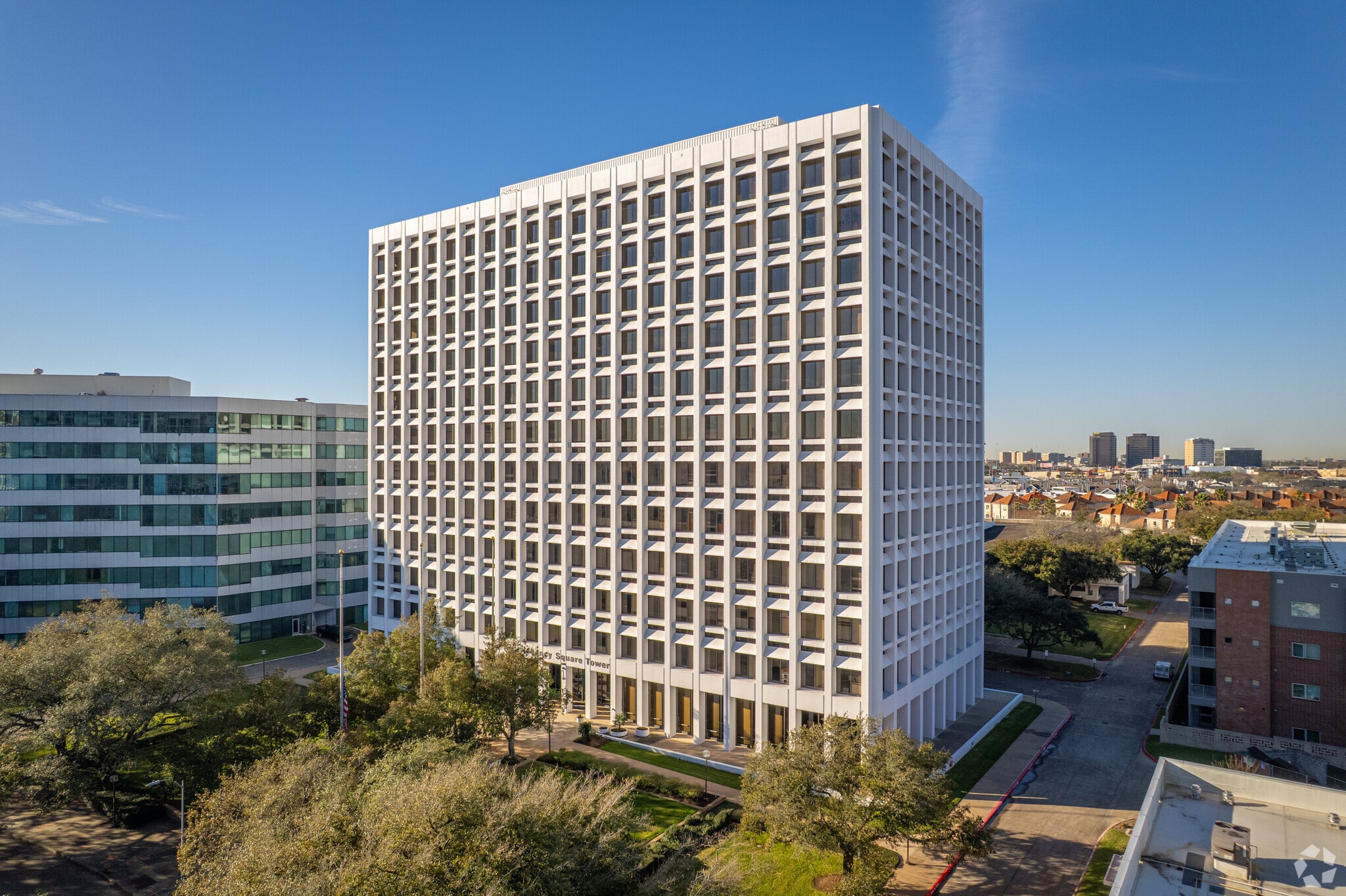 6200 Savoy Dr, Houston, TX for lease Building Photo- Image 1 of 25