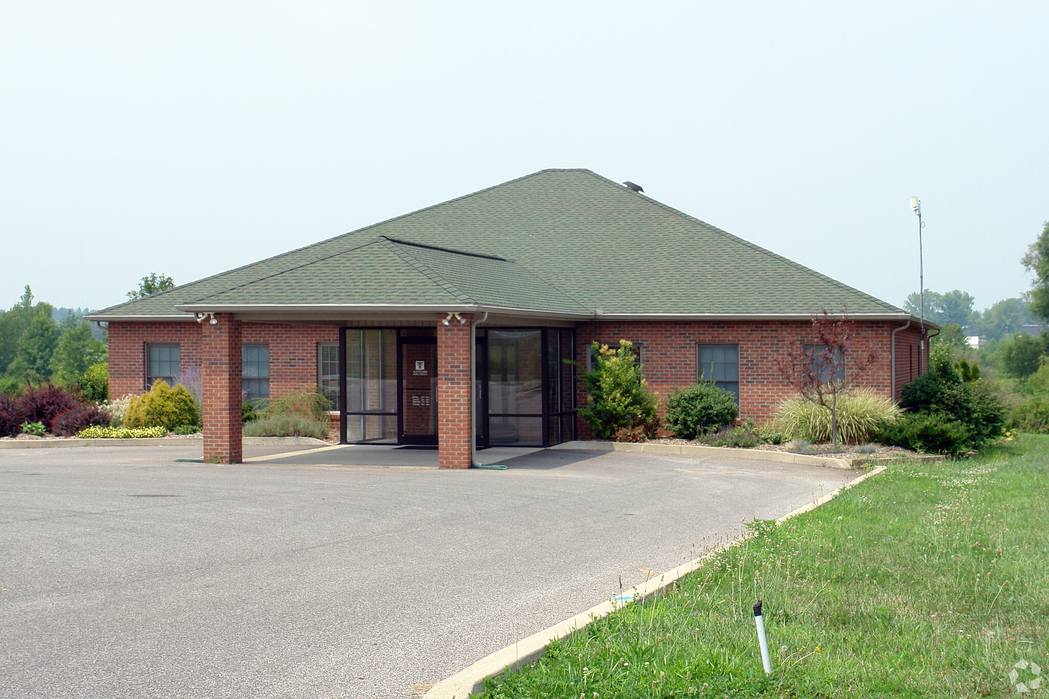 899 Aigner Rd, Boonville, IN for sale Primary Photo- Image 1 of 1