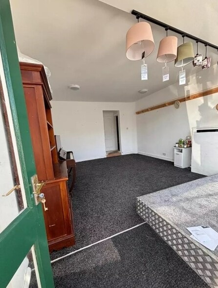 33-35 St Annes Rd, Blackpool for lease - Interior Photo - Image 2 of 2