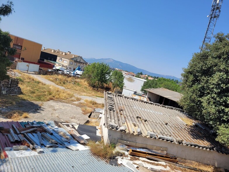 Terrain dans Alpedrete, Madrid à vendre - Photo du bâtiment - Image 2 de 8