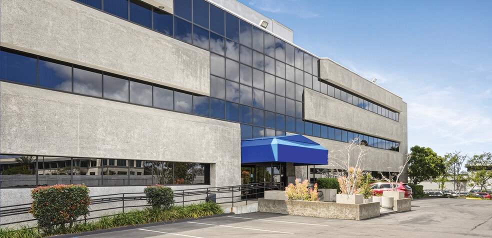 9918 Hibert St, San Diego, CA for sale - Building Photo - Image 3 of 7