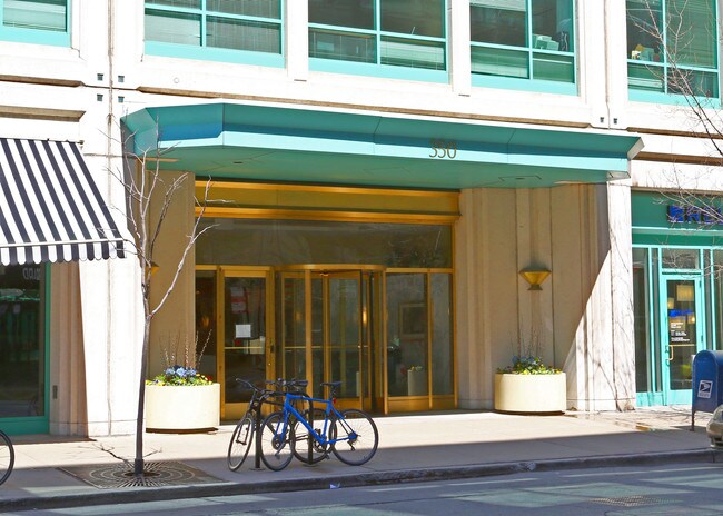 More details for 350 W Hubbard St, Chicago, IL - Office for Lease