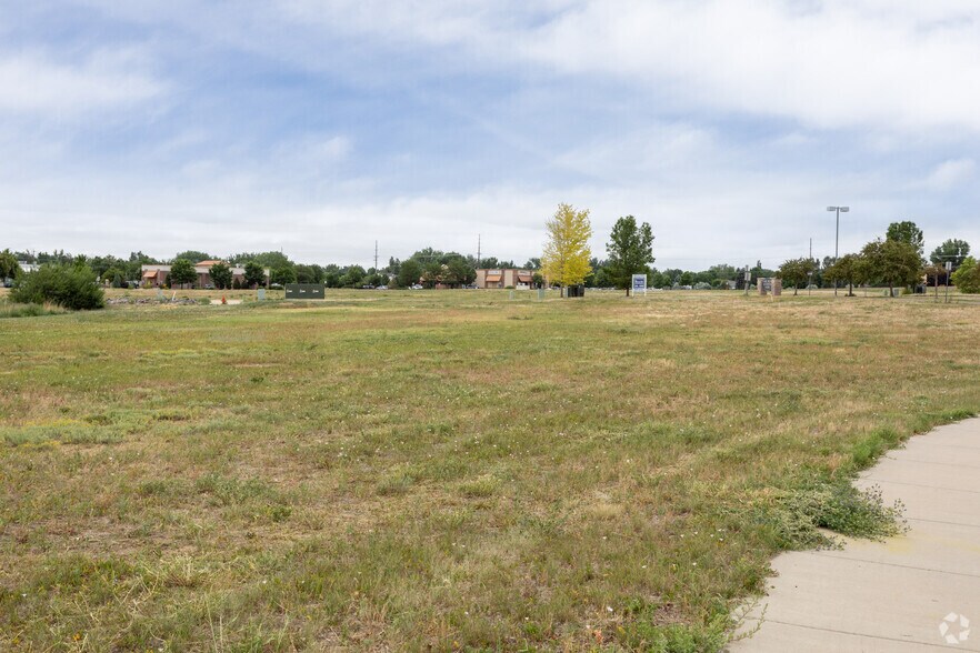 1801 61 Ave, Greeley, CO à louer - Photo du bâtiment - Image 2 de 4