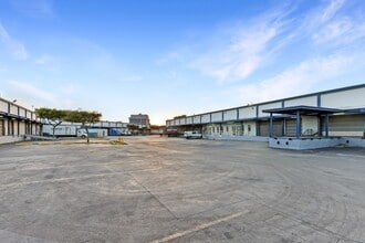 6910-6940 NW 12th St, Miami, FL for lease Interior Photo- Image 2 of 4