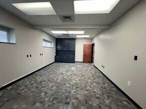 102-400 Westwood Shopping Ctr, Fayetteville, NC for lease Building Photo- Image 2 of 24