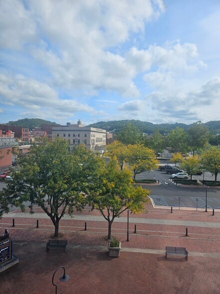 17 Howard St, Cumberland, MD for lease - Building Photo - Image 3 of 16