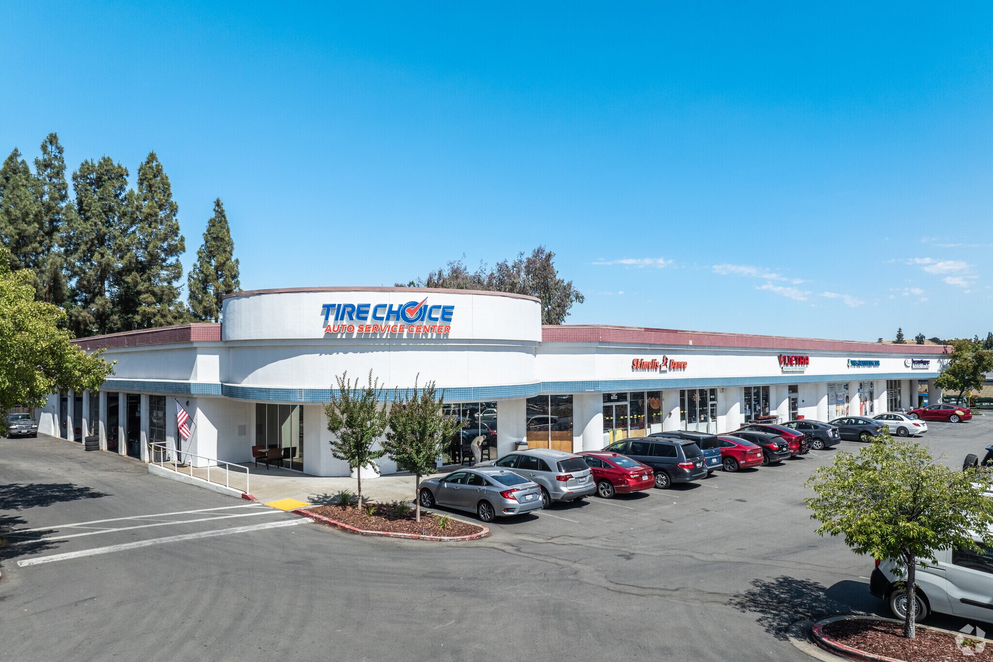 6028-6058 Dougherty Rd, Dublin, CA à louer Photo principale- Image 1 de 6