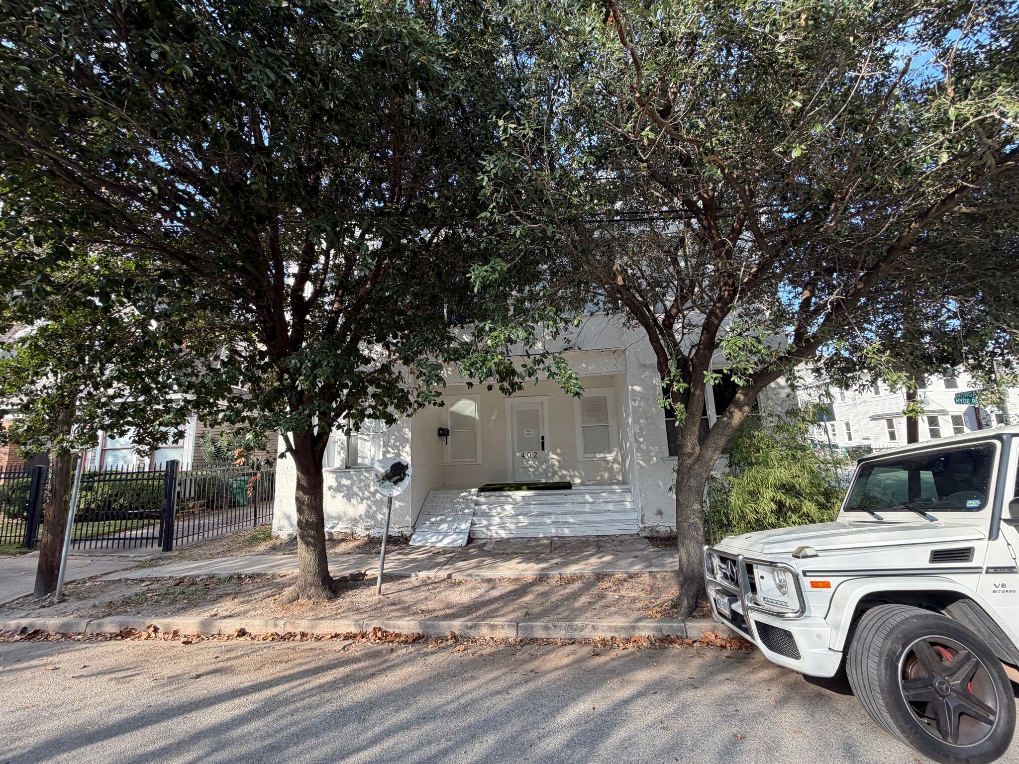 402 Hyde Park Blvd, Houston, TX à vendre Photo du bâtiment- Image 1 de 50