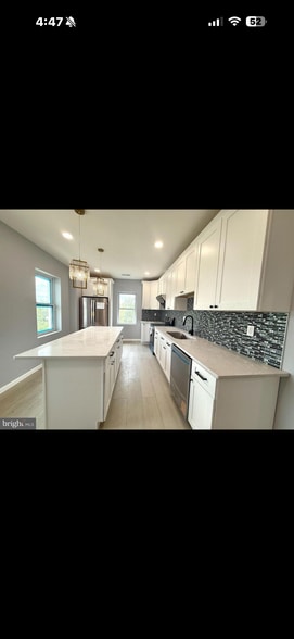 621 Summit St, King Of Prussia, PA for sale - Building Photo - Image 2 of 8