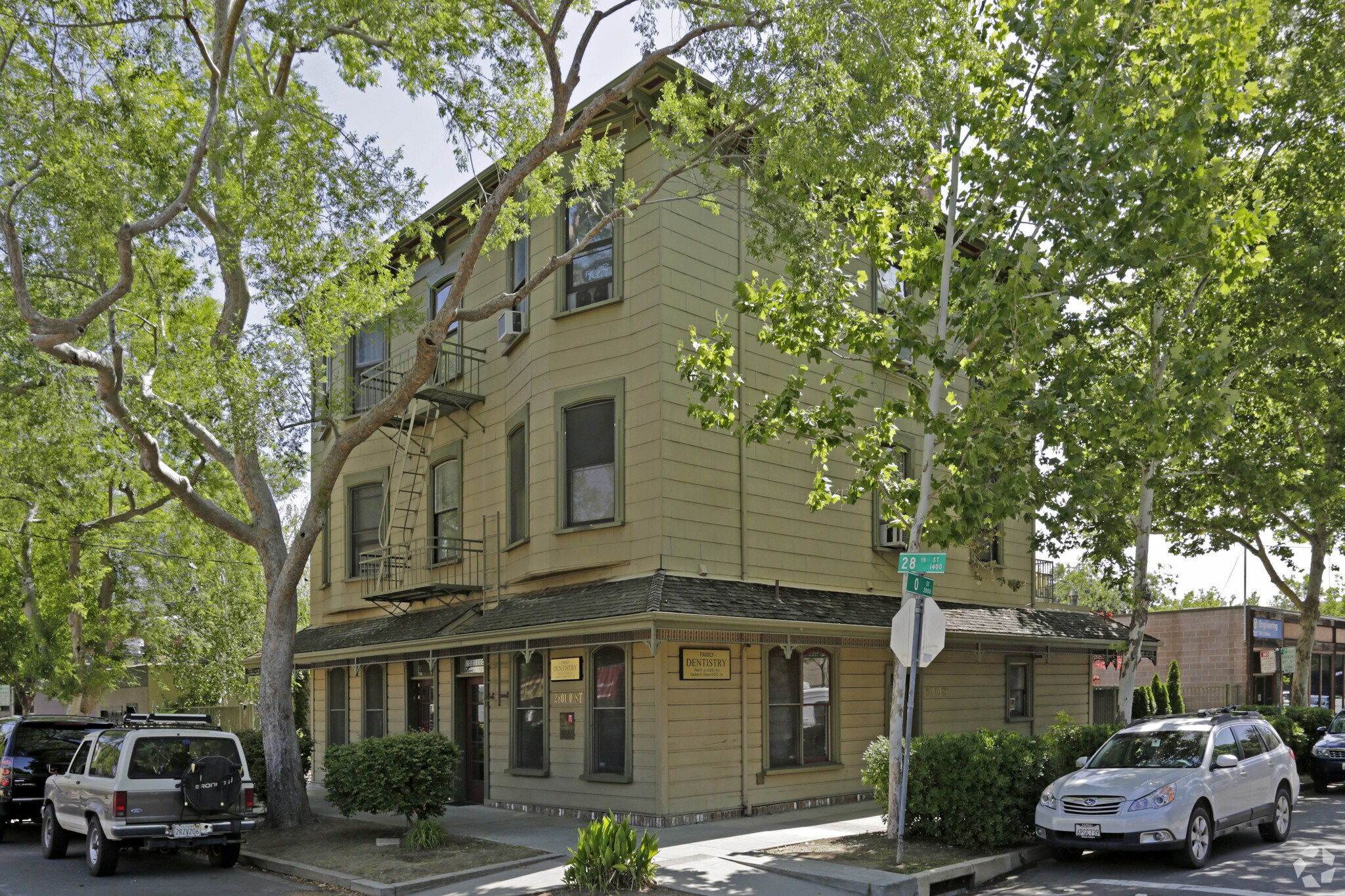 2801 O St, Sacramento, CA à louer Photo principale- Image 1 de 7
