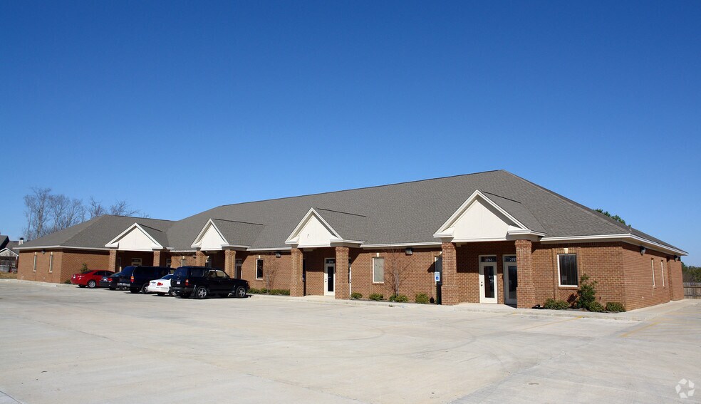 2735-2767 Office Park Cir, Montgomery, AL à louer - Photo du bâtiment - Image 2 de 18