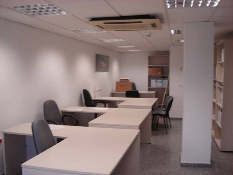 Office in El Ejido, Almería for lease - Primary Photo - Image 2 of 6