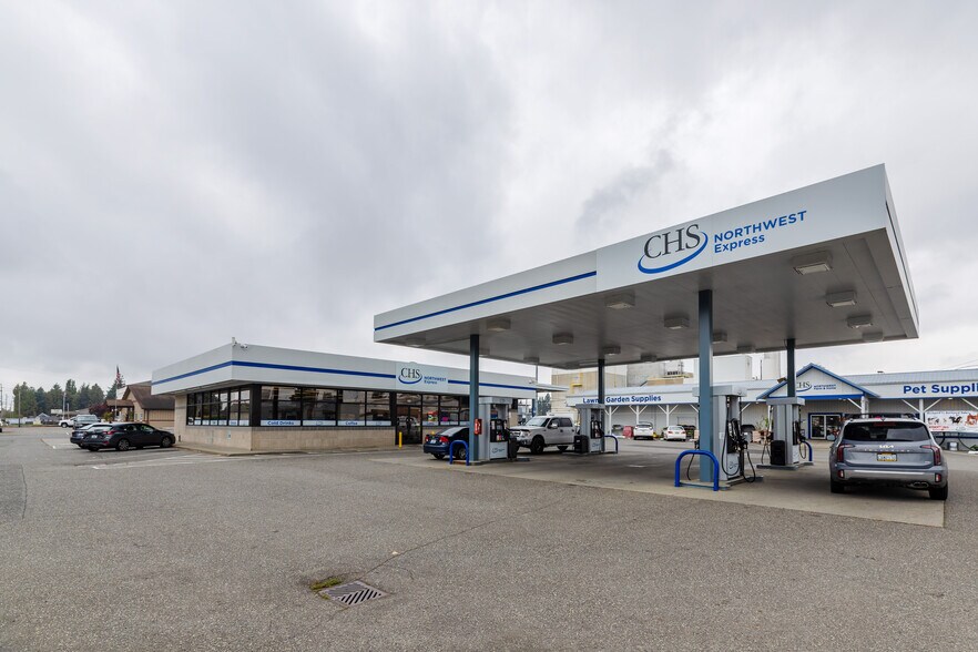 300 Main St, Lynden, WA à vendre - Photo du bâtiment - Image 2 de 6