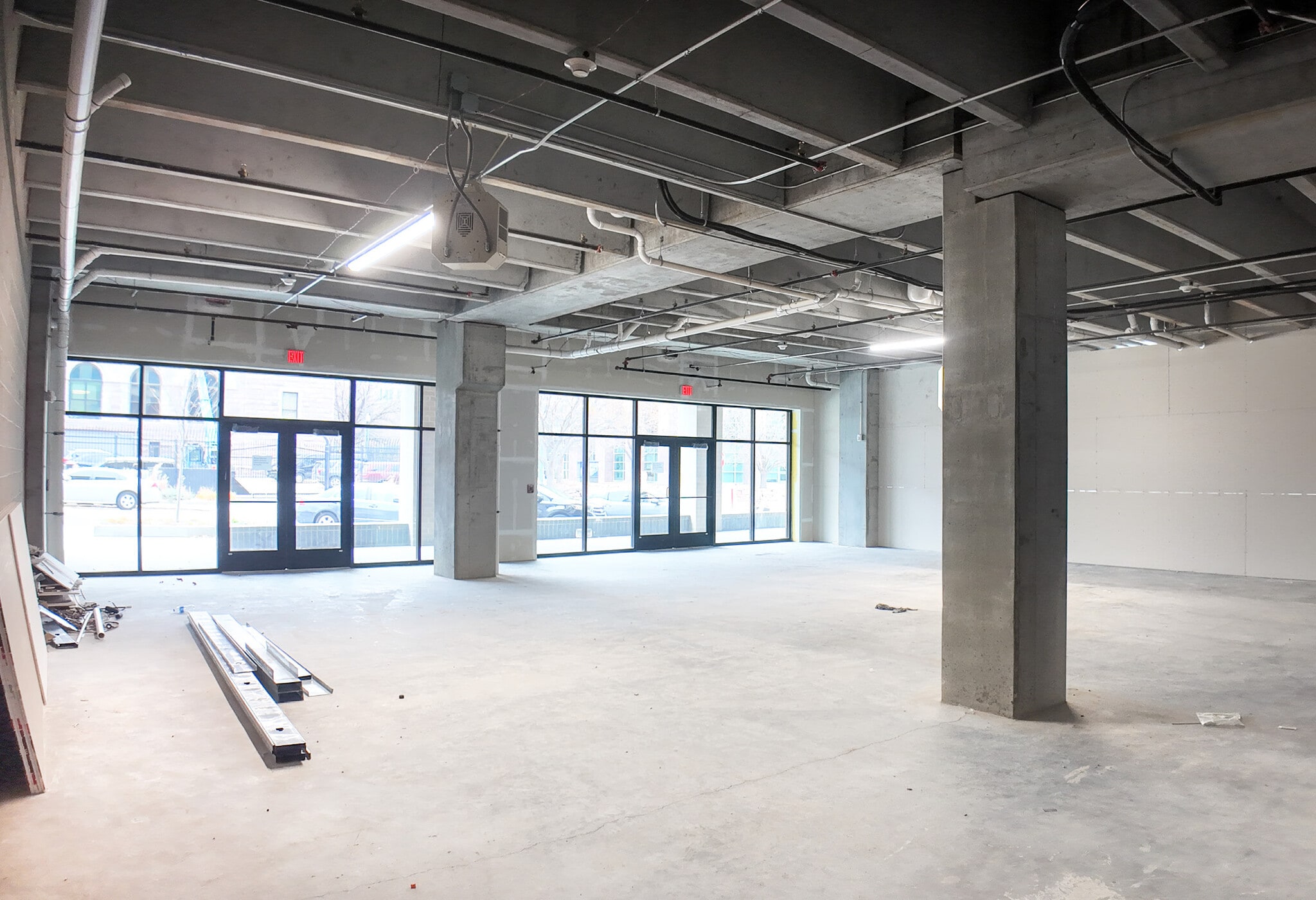 205 E 12th St, Sioux Falls, SD for lease Interior Photo- Image 1 of 2