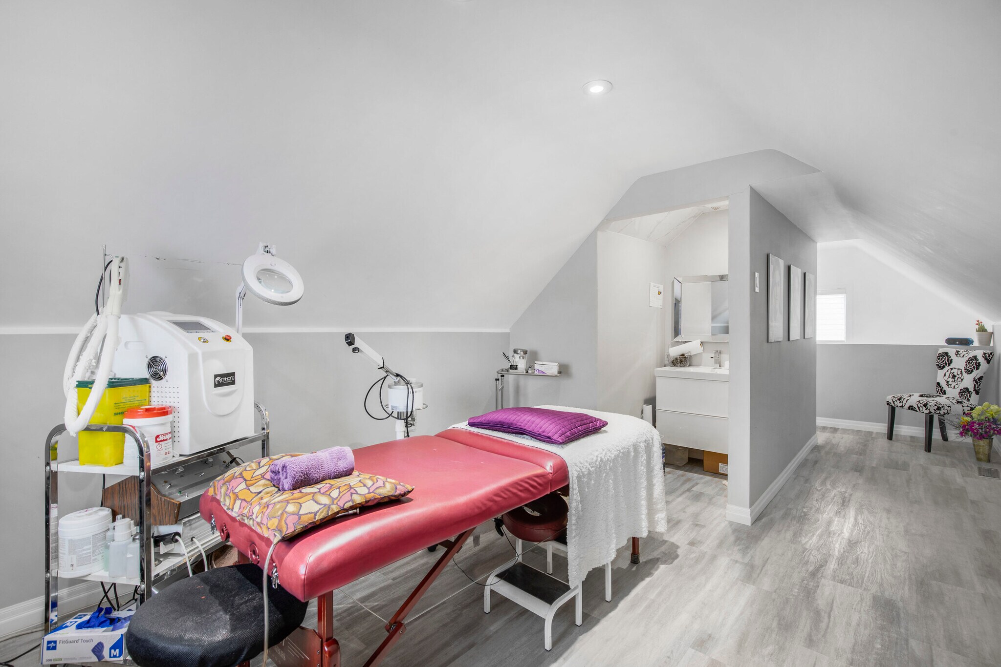 15 Centre St S, Brampton, ON à vendre Photo intérieure- Image 1 de 1