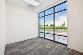 19150 Marketplace Ave, Kyle, TX for lease Interior Photo- Image 2 of 6