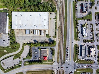 Plus de détails pour 12415 Old Lagrange Rd, Louisville, KY - Industriel à louer