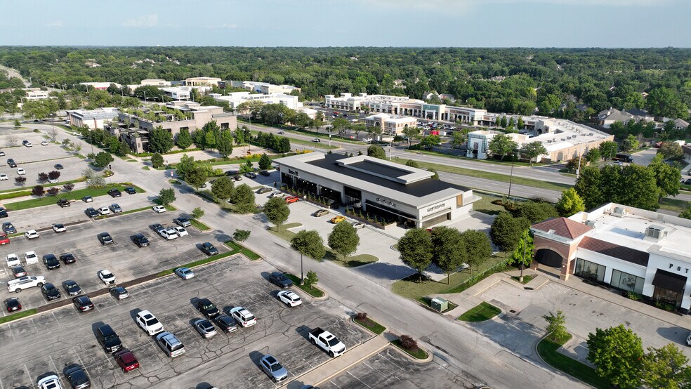 4900 W 119th St, Leawood, KS à louer - Photo du bâtiment - Image 2 de 9