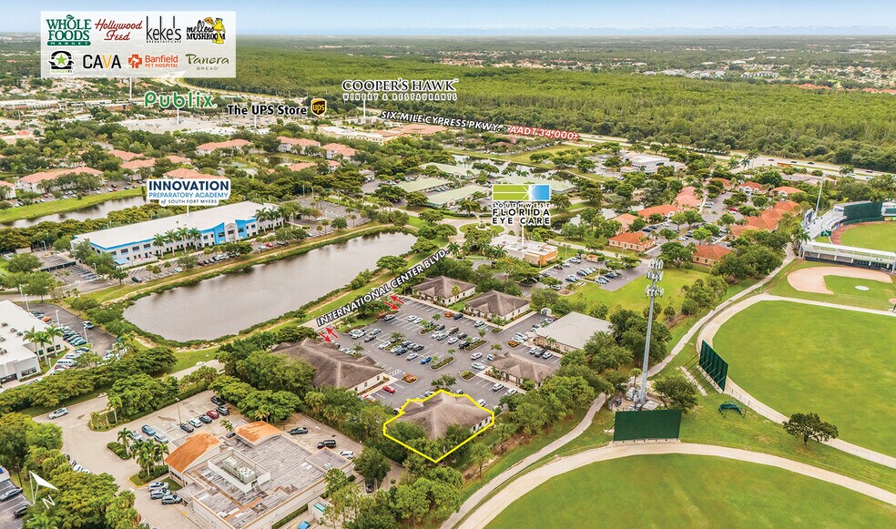 6836 International Center Blvd, Fort Myers, FL à louer - Aérien - Image 2 de 8