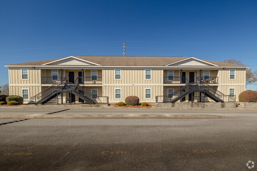 101 Oak Forest Ln, Tifton, GA à vendre - Photo du bâtiment - Image 3 de 10