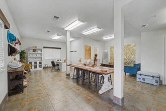 1633 Starr Dr, Yuba City, CA à louer Photo intérieure- Image 1 de 7