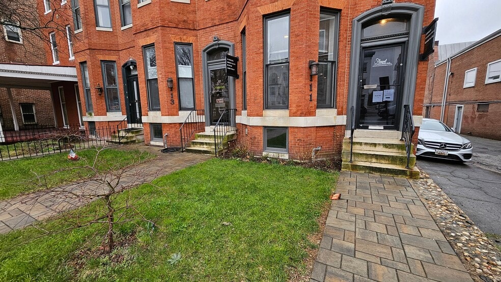 111 E 25th St, Baltimore, MD à louer - Photo du bâtiment - Image 3 de 4