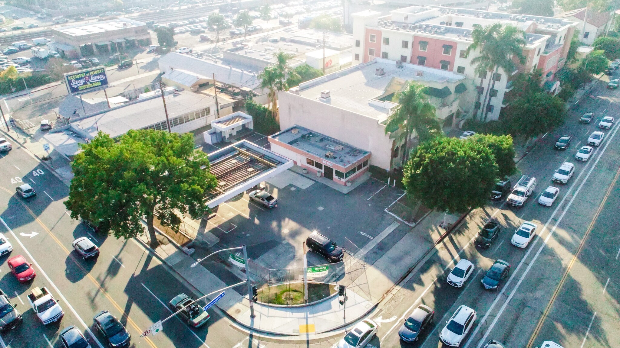 242 E Commonwealth Ave, Fullerton, CA à vendre Photo du bâtiment- Image 1 de 14