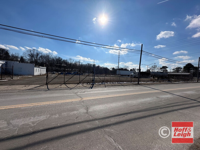 1628 Sherrick Rd SE, Canton, OH for sale - Building Photo - Image 1 of 19
