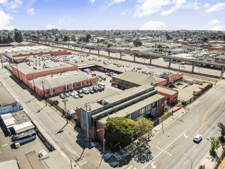 930 98th Ave, Oakland, CA for sale - Primary Photo - Image 1 of 1