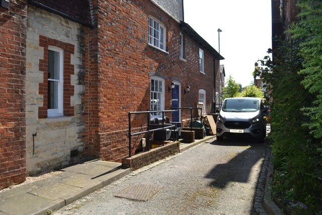 104 High St, Alton à louer - Photo du bâtiment - Image 3 de 11