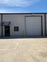 1919 Golden Heights Rd, Fort Worth, TX à louer Photo du bâtiment- Image 1 de 4