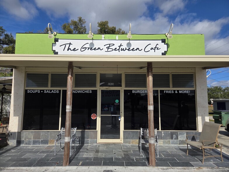 38201 10th Ave, Zephyrhills, FL for sale - Building Photo - Image 2 of 33