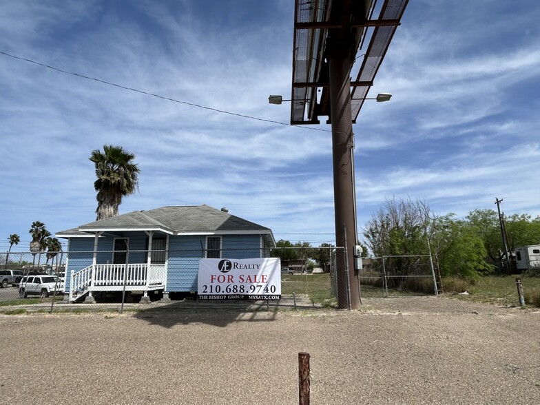 806 N US Highway 83, Zapata, TX à vendre - Photo principale - Image 1 de 10