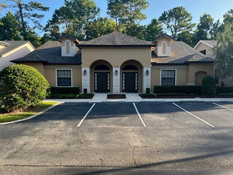 1900 Town Plaza Ct, Winter Springs, FL for sale - Building Photo - Image 1 of 17