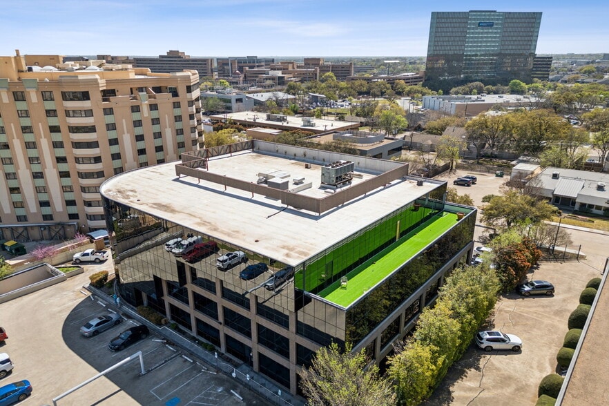 5445 La Sierra Dr, Dallas, TX for lease - Building Photo - Image 2 of 21