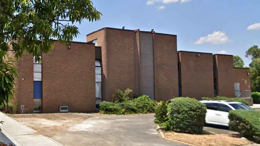 156-45 84 St, Howard Beach, NY for lease - Building Photo - Image 3 of 6