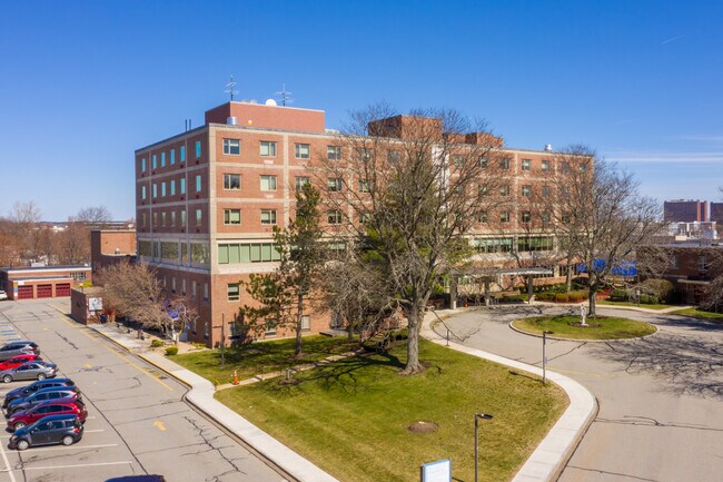 Plus de détails pour 799 Concord Ave, Cambridge, MA - Bureau/Médical, Local d'activités à louer
