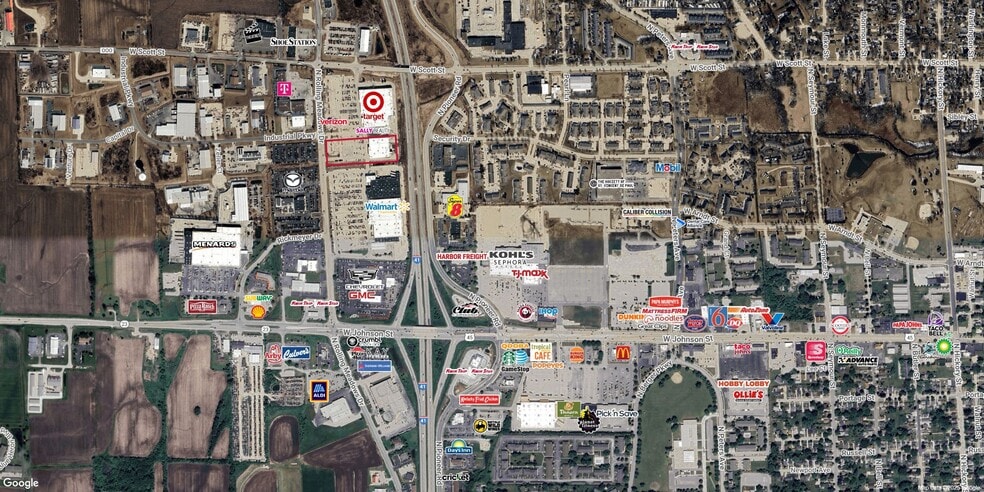 443 N Rolling Meadows Dr, Fond Du Lac, WI à louer - Aérien - Image 2 de 7